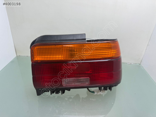 TOYOTA CORLLA ARKA STOP