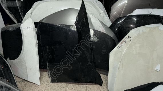 MERCEDES S SERİ W223 SOL ÖN ÇAMURLUK