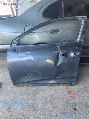 RENAULT CLİO 5 SOL ÖN KAPI ÇIKMA ORJİNAL