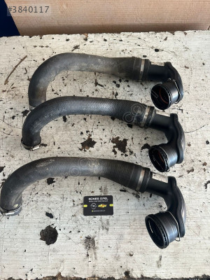 OPEL İNSİGNİA 1.4T EĞİK TURBO BORUSU ÇIKMA ORJİNAL GM 13419572