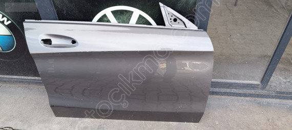 MERCEDES CLA W117 ÇIKMA ORJİNAL BOYASIZ SAĞ ÖN KAPI 787