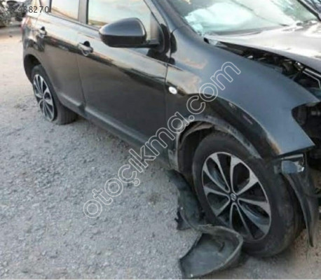 Nissan Qashqai J10 Sağ Arka Kapı ve Parçaları - Mil Oto