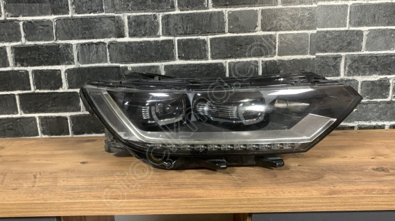 Orjinal vw passat b8-5 sağ ön far