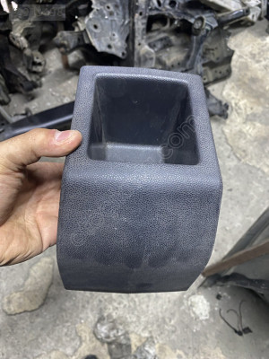 OPEL ASTRA H ORTA KONSOL ARKA BARDAKLIK SÖKME 13133282