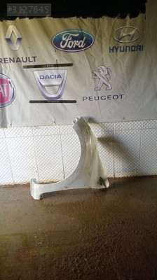 Renault Clio4 sol ön çamurluk orijinal 50€