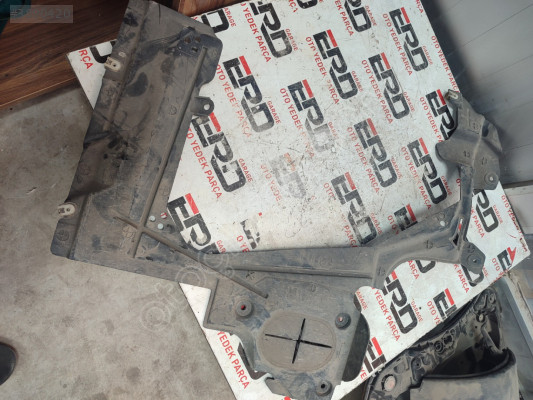 BMW x1 f48 şasi kapağı 7354760