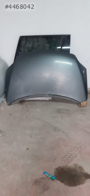 GOLF 5 PLUS KAPUT ORJİNAL ÇIKMA