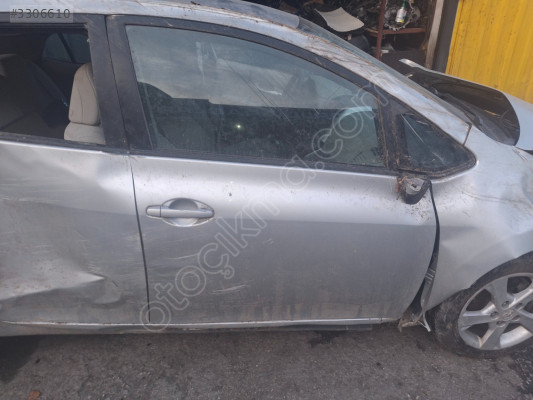 TOYOTA AURİS SAĞ ÖN KAPI ÇIKMA ORJİNAL YEDEK PARÇA