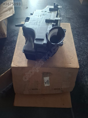 Peugeot citroen 16 HDI hava filitre kutusu 1420L7