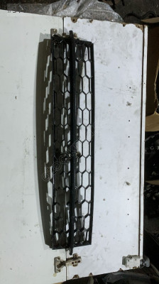 Skoda Octavia 3 13-17 Ön Tampon Alt Orta Petek Izgarası 5E0853677