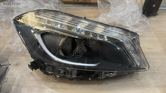 MERCEDES A SERİ W176 XENON SAĞ FAR