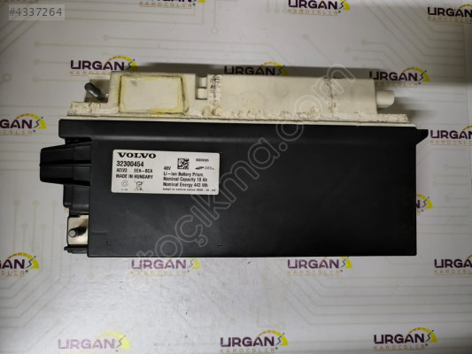 32300454 VOLVO XC90 HYBRİD AKÜ 48V