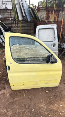 Pejo partner sağ ön kapı dolu hatasız