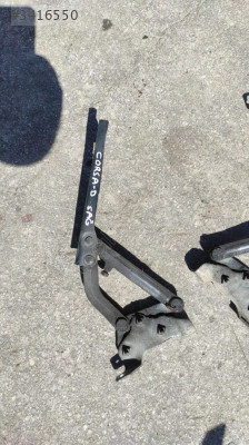 OPEL CORSA D MOTOR KAPUT MENTEŞESİ SAĞ TARAF ÇIKMA