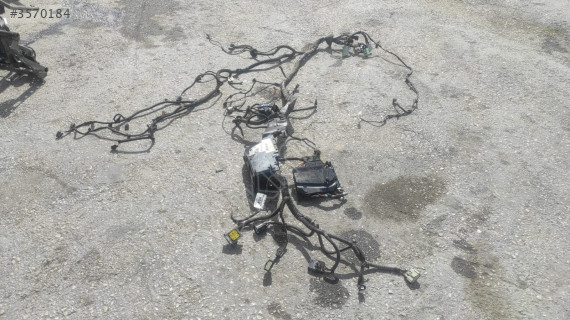 FORD KUGA MOTOR İÇ TESİSATI