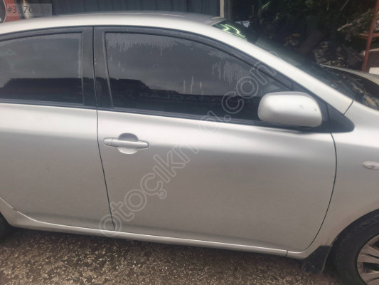 Toyota Corolla Sağ Ön Kapı Orjinal Çıkma