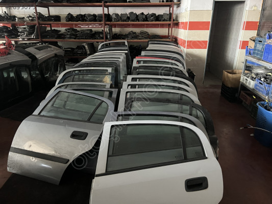 Opel astra sol arka kapı