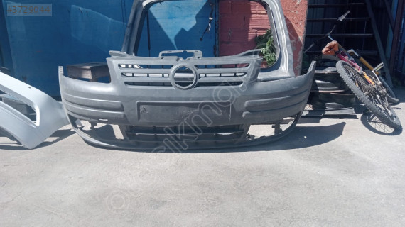 2006 Volkswagen Caddy ön tampon çıkma