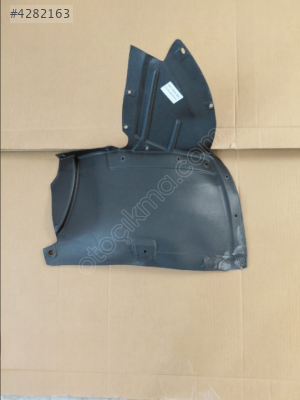 AUDİ A3 SAĞ ÖNÜN ÖNÜ DAVLUMBAZ SERT KALIN 8P0821192B 2004-2012