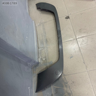 Range rover velar arka tampon kaplaması