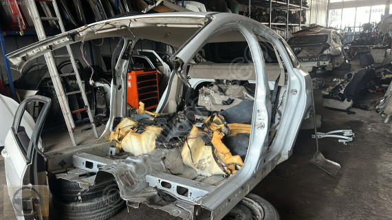 OPEL CORSA E KASA KOMPLE TAVAN ARKA KUPA BURSA MG