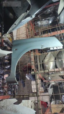 VOLKSWAGEN POLO SAĞ ÖN ÇAMURLUK