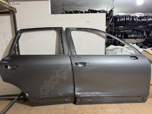 PORSCHE CAYENNE SAĞ ARKA KAPI ÇIKMA ORİJİNAL 2011-2017