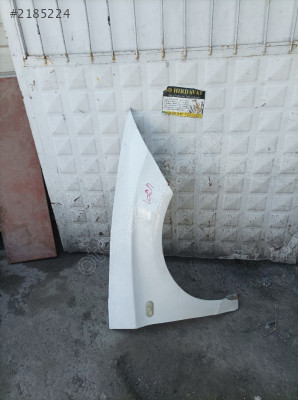 SEAT LEON SAĞ ÇAMURLUK