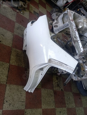 TOYOTA COROLLA TERRA SAĞ ARKA ÇAMURLUK
