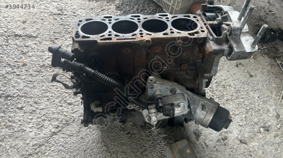 FİAT EGEA 1,6 E5 YARIM MOTOR ÇIKMA
