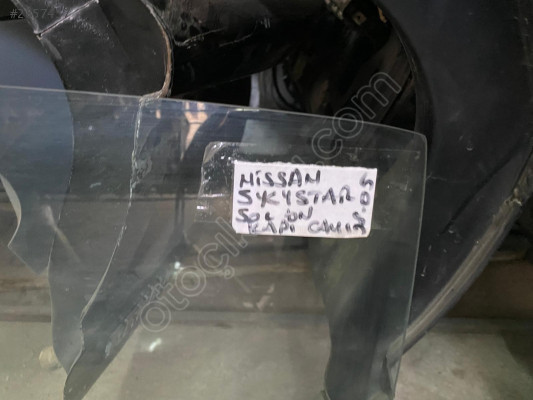 NİSSAN SKYSTAR SOL ÖN KAPI CAMI 98-05 MODEL ÇIKMA