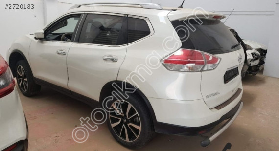 Nissan X-Trail Sağ Ön Çamurluk - Mil Otomotiv Çıkma Parçala