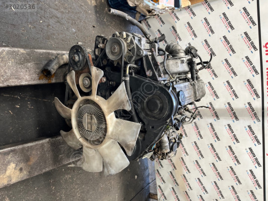 Mazda E-2200 Komple Motor