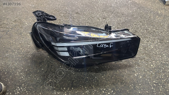 Opel corsa f çıkma orjinal sağ far
