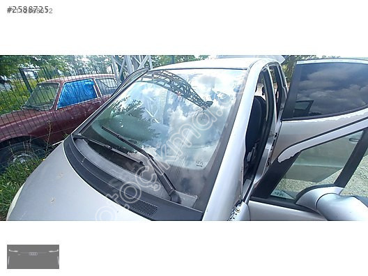 on cam Mercedes A160