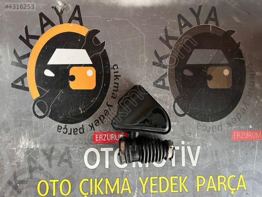 111239ps Clio 5 Rezenatör ve Hortumu Orjinal Çıkma