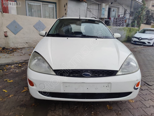 Ford FOCUS ÖN KAPUT