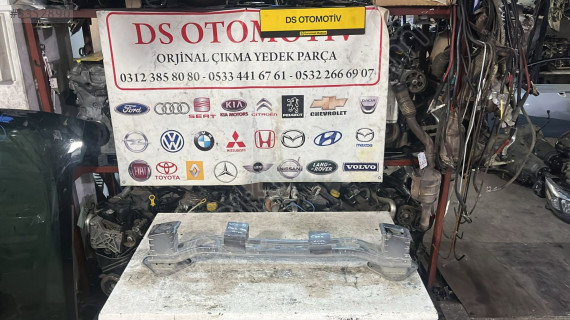 2020-2025 FİAT EGEA CROSS ARKA TAMPON DEMİRİ