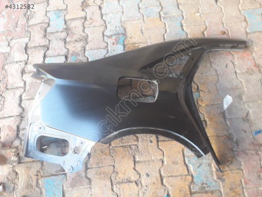 AUDİ A3 SAG ARKA ÇAMURLUK SIFIR ORJ