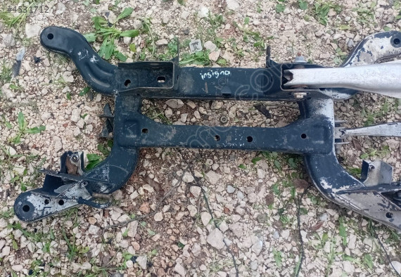 OPEL İNSİGNİA TRAVERS