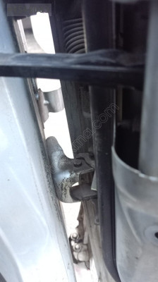 peugeot 508 sağ ön kapı menteşeleri takım