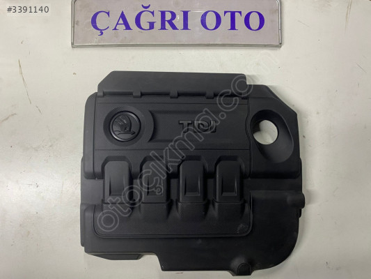 04L103925T OCTAVİA SUPER B MOTOR ÜST KAPAĞI ORJİNAL