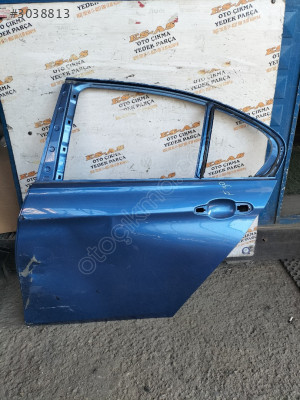 Bmv F30 çıkma sol arka kapı