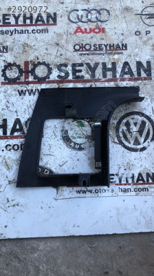 6R1863382 Volkswagen Polo 2017 1.2 tsı sağ yan etek trim