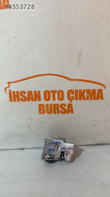 Ford courier sağ arka kapı kilidi