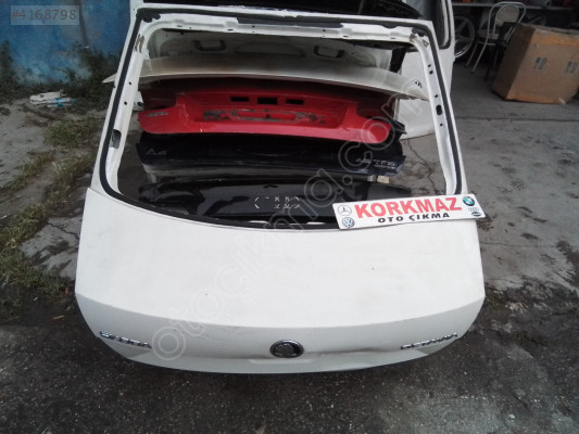 SKODA OCTAVIA BAGAJ KAPAĞI
