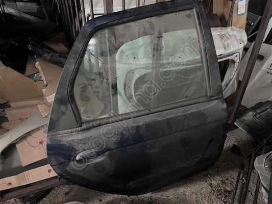 Renault Scenic 1 sag arka kapı