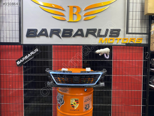 5F0853654H SEAT LEON 2016-2020 KROM ÇERÇEVE ÖN PANJUR .