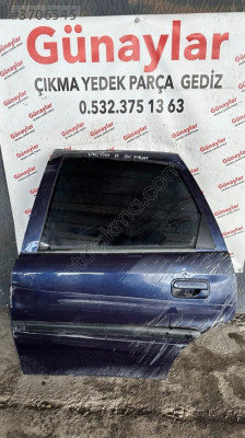OPEL VECTRA B SOL ARKA KAPI