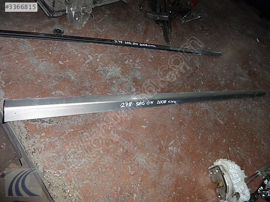 HONDA CIVIC 2007 ÇIKMA SAĞ ÖN KAPI BANDI